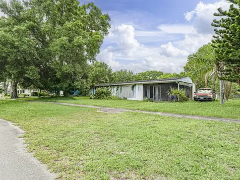 2185 32nd Avenue Vero Beach FL 32960