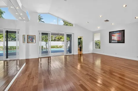 2151 Nw 60th Circle Boca Raton FL 33496