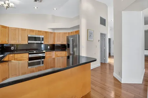 2151 Nw 60th Circle Boca Raton FL 33496