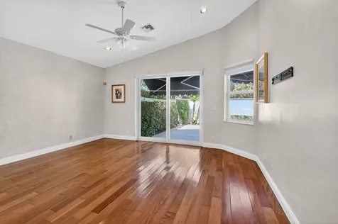 2151 Nw 60th Circle Boca Raton FL 33496