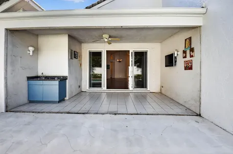 2151 Nw 60th Circle Boca Raton FL 33496