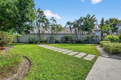2151 Nw 60th Circle Boca Raton FL 33496