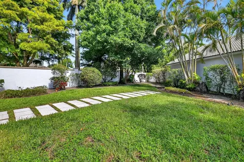 2151 Nw 60th Circle Boca Raton FL 33496