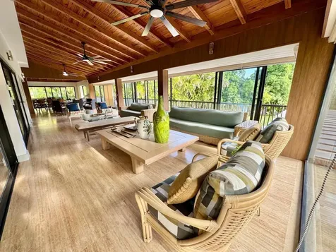 27 00 Casa De Campo DR 22000