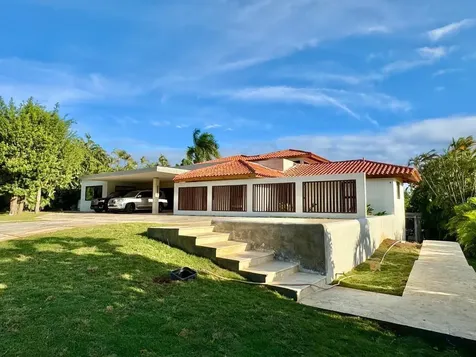 27 00 Casa De Campo DR 22000