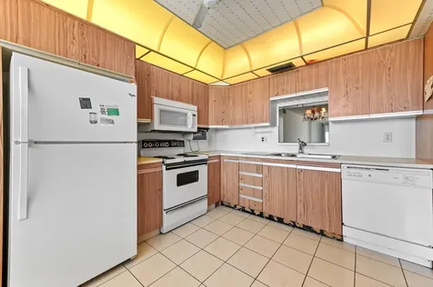 2201 Lucaya Bend Coconut Creek FL 33066
