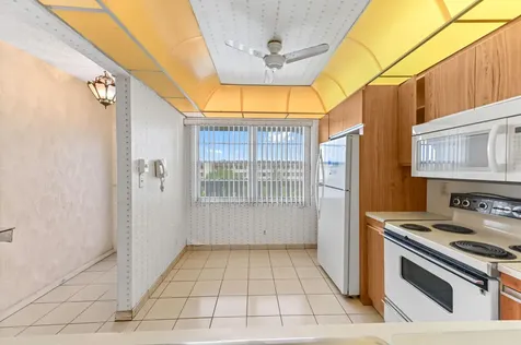 2201 Lucaya Bend Coconut Creek FL 33066