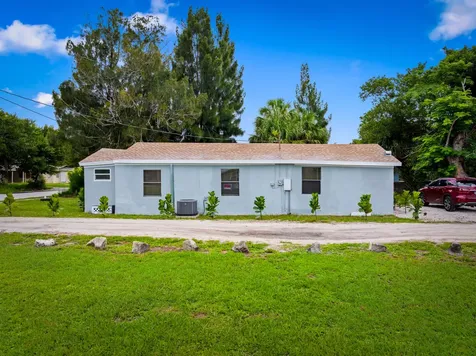 428 N 22nd Street Fort Pierce FL 34950