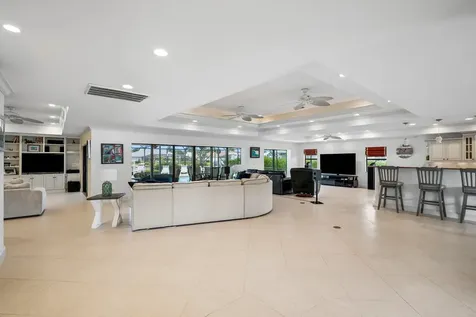 3422 Se Fairway Stuart FL 34997
