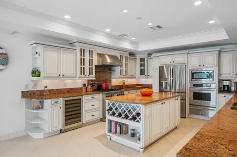 3422 Se Fairway Stuart FL 34997