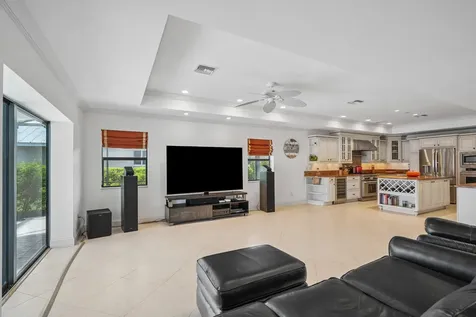 3422 Se Fairway Stuart FL 34997