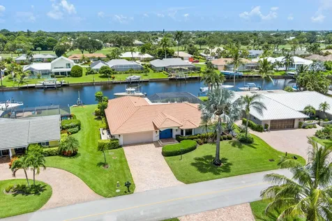 3422 Se Fairway Stuart FL 34997