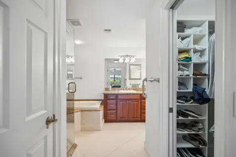 3422 Se Fairway Stuart FL 34997
