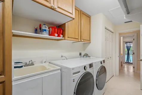 3422 Se Fairway Stuart FL 34997