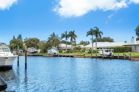 3422 Se Fairway Stuart FL 34997