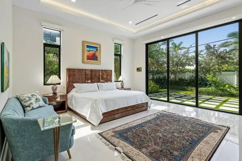 450 Ne 10th Street Boca Raton FL 33432