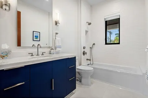 450 Ne 10th Street Boca Raton FL 33432