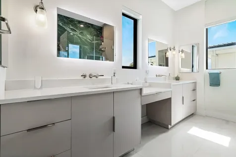 450 Ne 10th Street Boca Raton FL 33432