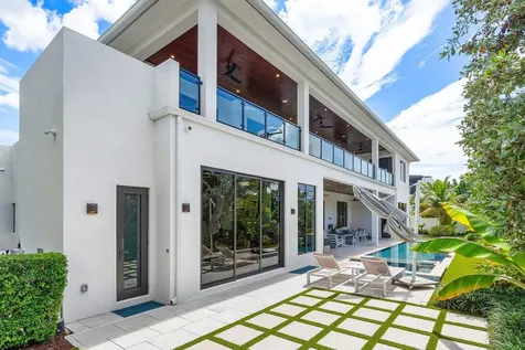 450 Ne 10th Street Boca Raton FL 33432