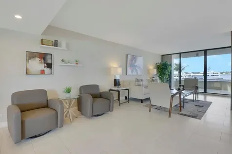 130 Lakeshore Drive North Palm Beach FL 33408
