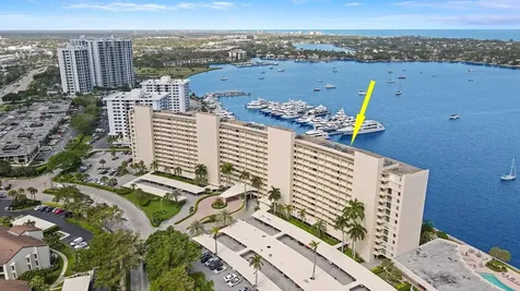 130 Lakeshore Drive North Palm Beach FL 33408