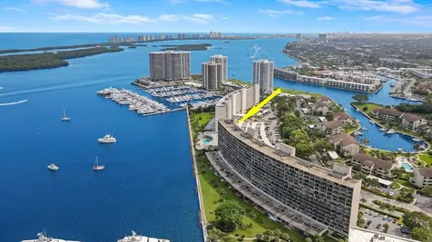 130 Lakeshore Drive North Palm Beach FL 33408