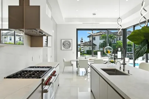 700 Ne 29th Place Boca Raton FL 33431