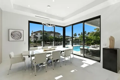 700 Ne 29th Place Boca Raton FL 33431