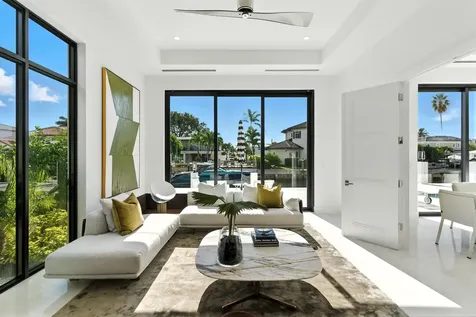 700 Ne 29th Place Boca Raton FL 33431