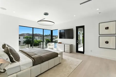 700 Ne 29th Place Boca Raton FL 33431