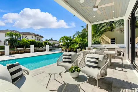 700 Ne 29th Place Boca Raton FL 33431
