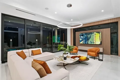 700 Ne 29th Place Boca Raton FL 33431