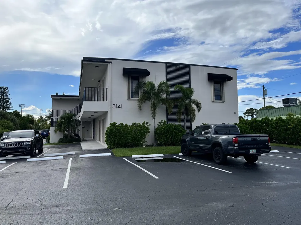 3141 S Military Trail Lake Worth FL 33463