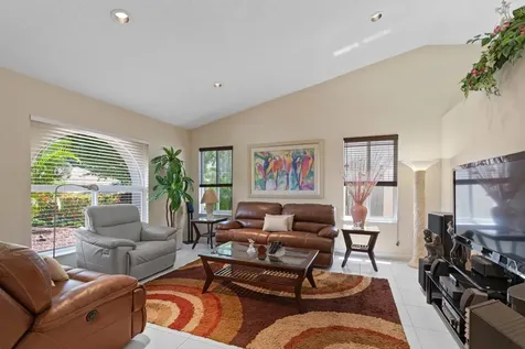 300 Sw 15th Drive Boca Raton FL 33432