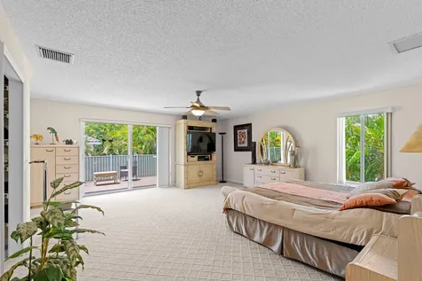 300 Sw 15th Drive Boca Raton FL 33432