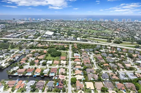 300 Sw 15th Drive Boca Raton FL 33432