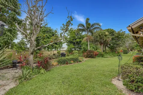 7655 Se Sugar Sand Circle Hobe Sound FL 33455