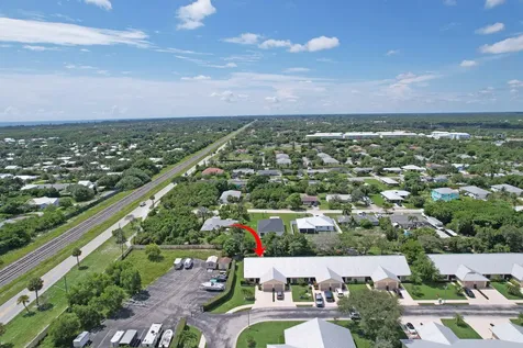 7655 Se Sugar Sand Circle Hobe Sound FL 33455