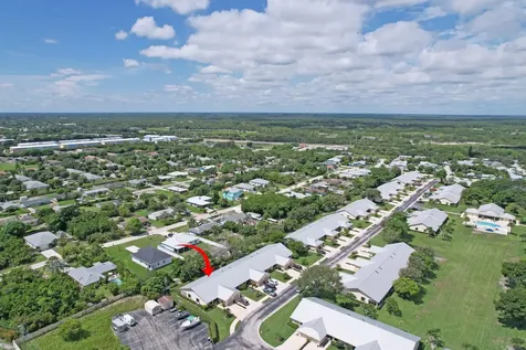 7655 Se Sugar Sand Circle Hobe Sound FL 33455