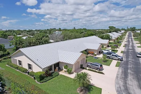 7655 Se Sugar Sand Circle Hobe Sound FL 33455