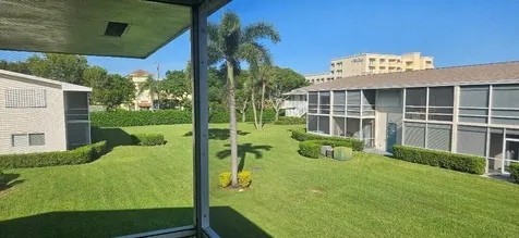 880 W Horizons Boynton Beach FL 33435