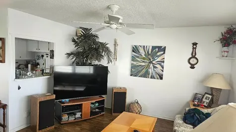 880 W Horizons Boynton Beach FL 33435