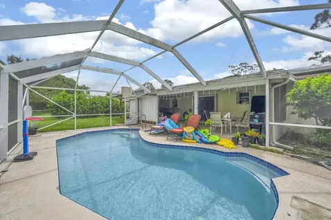 5107 Palm Drive Fort Pierce FL 34982