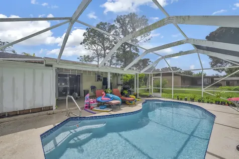 5107 Palm Drive Fort Pierce FL 34982