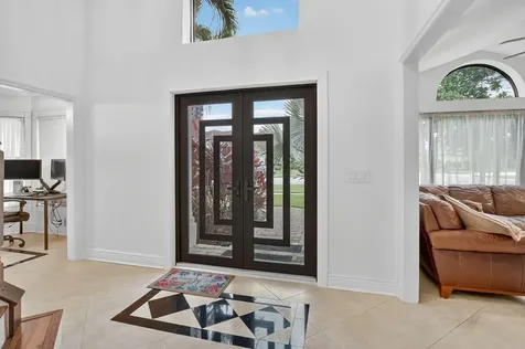 10798 Seacliff Circle Boca Raton FL 33498
