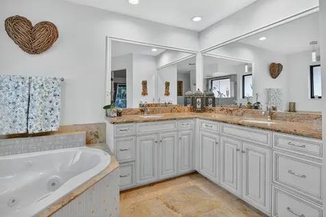 10798 Seacliff Circle Boca Raton FL 33498