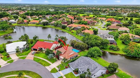 10798 Seacliff Circle Boca Raton FL 33498