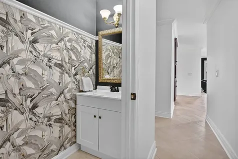 10798 Seacliff Circle Boca Raton FL 33498