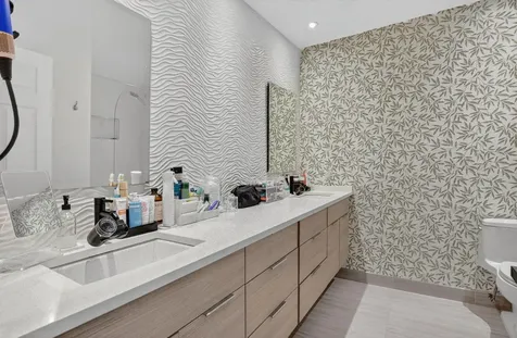 10798 Seacliff Circle Boca Raton FL 33498