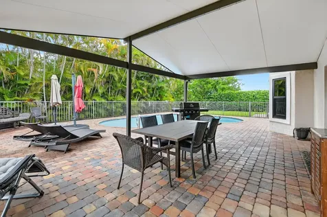 10798 Seacliff Circle Boca Raton FL 33498